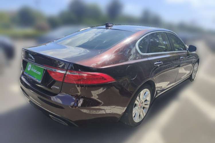 Used Jaguar XFL 2018 XFL 2.0T 250 PS Luxury Edition Rear Right 45 Deg