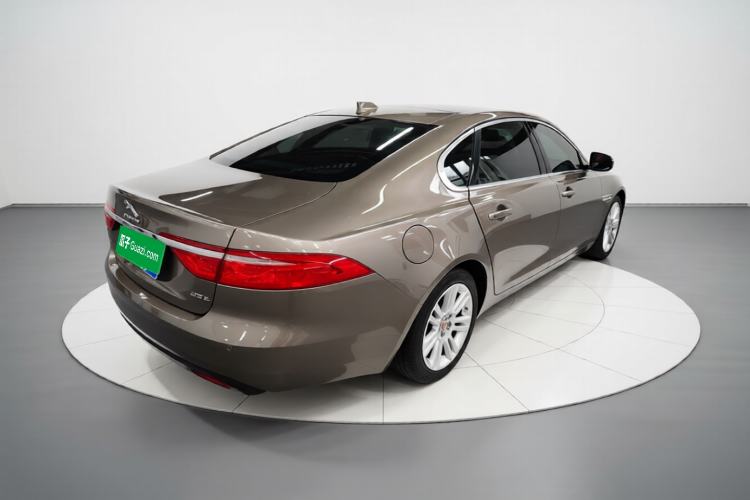 Used Jaguar XFL 2018 XFL 2.0T 250 PS Luxury Edition Rear Right 45 Deg