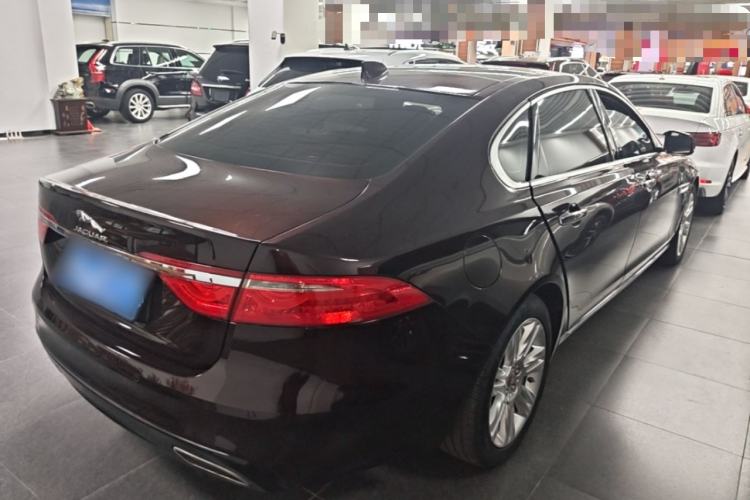 Used Jaguar XFL 2018 XFL 2.0T 250 PS Luxury Edition Rear Right 45 Deg