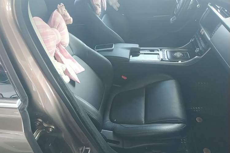 Used Jaguar XFL 2018 XFL 2.0T 200PS Elite Edition Right Front Seat
