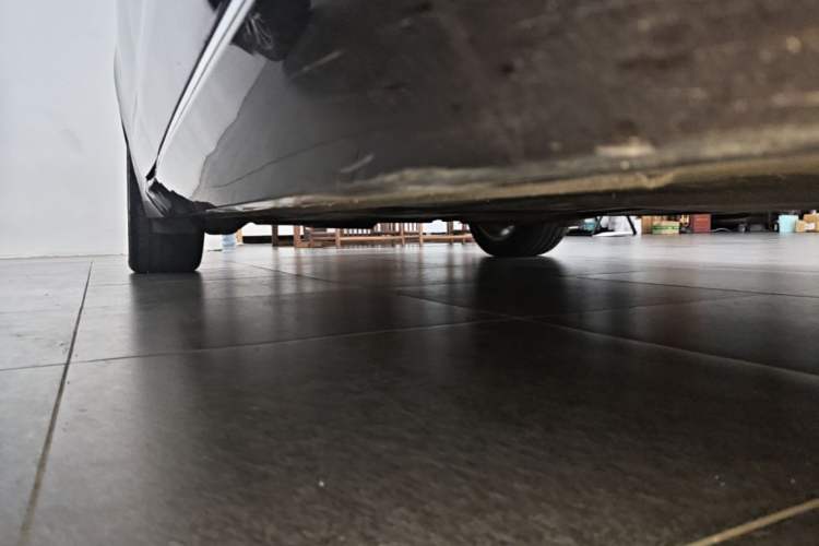 Used Jaguar XFL 2018 XFL 2.0T 250 PS Luxury Edition Right Side Sill