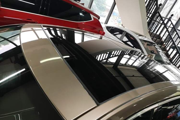 Used Jaguar XFL 2018 XFL 2.0T 250 PS Luxury Edition Roof