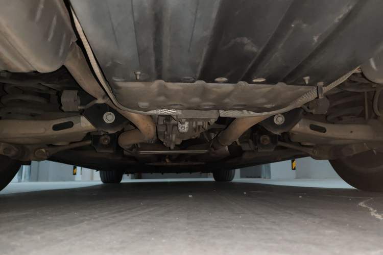 Used Jaguar XFL 2018 XFL 2.0T 250 PS Luxury Edition Chassis Rear