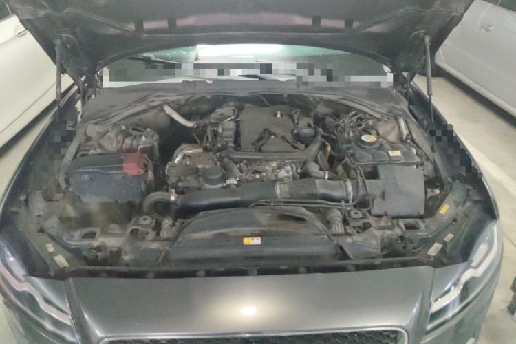 Used Jaguar XFL 2018 XFL 2.0T 250 PS Luxury Edition Engine Bay