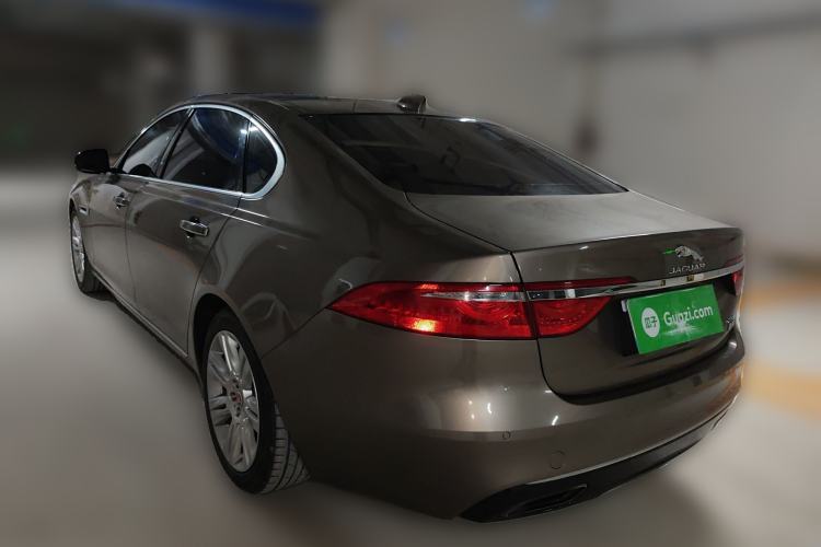Used Jaguar XFL 2018 XFL 2.0T 250 PS Luxury Edition Rear Left 45 Deg