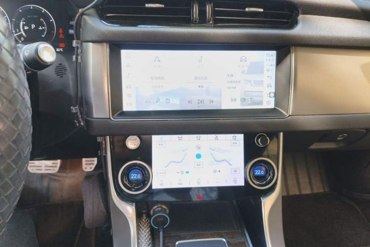 Used Jaguar XFL 2018 XFL 2.0T 250 PS Luxury Edition Audio And AC Panel