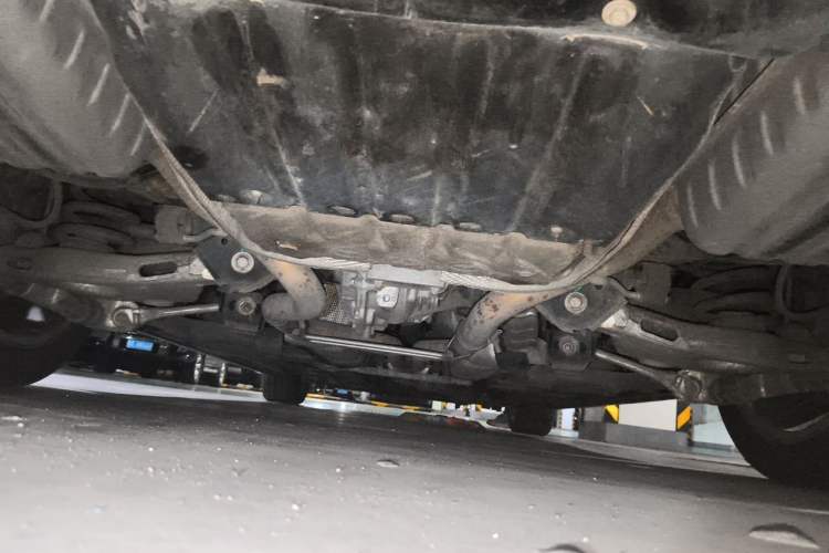 Used Jaguar XFL 2018 XFL 2.0T 250 PS Luxury Edition Chassis Rear