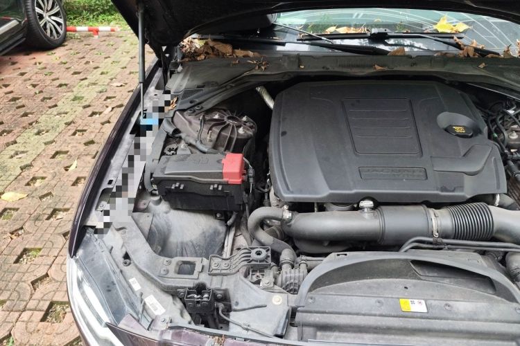Used Jaguar XFL 2018 XFL 2.0T 250 PS Luxury Edition Engine Bay Right