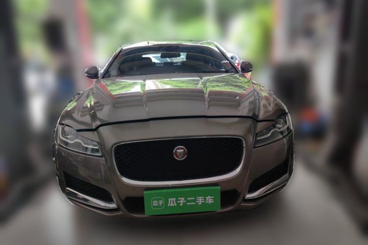 Used Jaguar XFL 2018 XFL 2.0T 250 PS Luxury Edition Front
