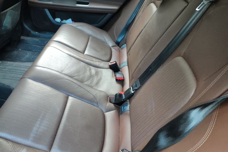 Used Jaguar XFL 2018 XFL 2.0T 250 PS Luxury Edition Left Rear Seat