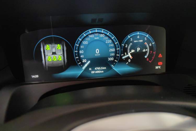 Used Jaguar XFL 2018 XFL 2.0T 250 PS Luxury Edition Odometer Close Up