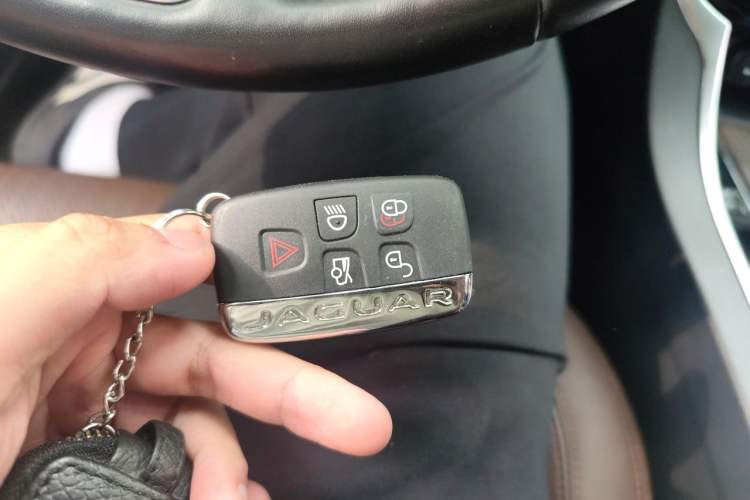Used Jaguar XFL 2018 XFL 2.0T 250 PS Luxury Edition Vehicle Key