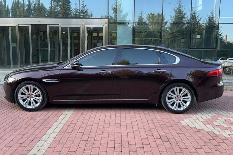 Used Jaguar XFL 2018 XFL 2.0T 250 PS Premium Edition Exterior 5