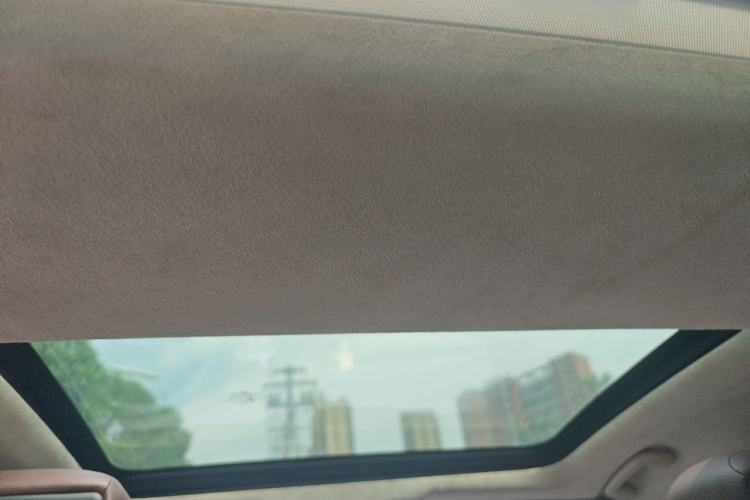 Used Jaguar XFL 2018 XFL 2.0T 250 PS Premium Edition Headliner
