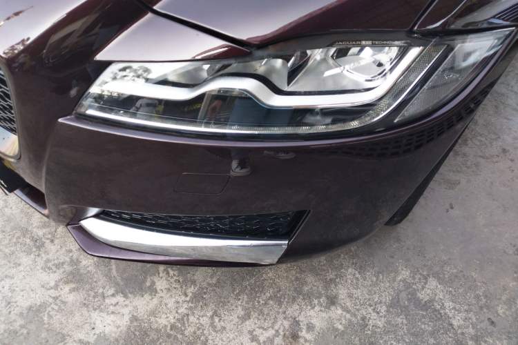 Used Jaguar XFL 2018 XFL 2.0T 250 PS Luxury Edition Left Front Headlight