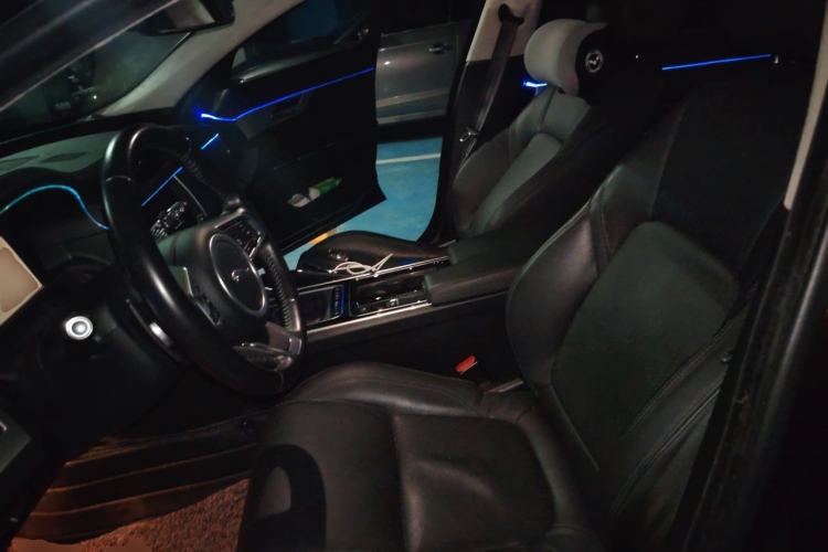 Used Jaguar XFL 2018 XFL 2.0T 250 PS Premium Edition Left Front Seat