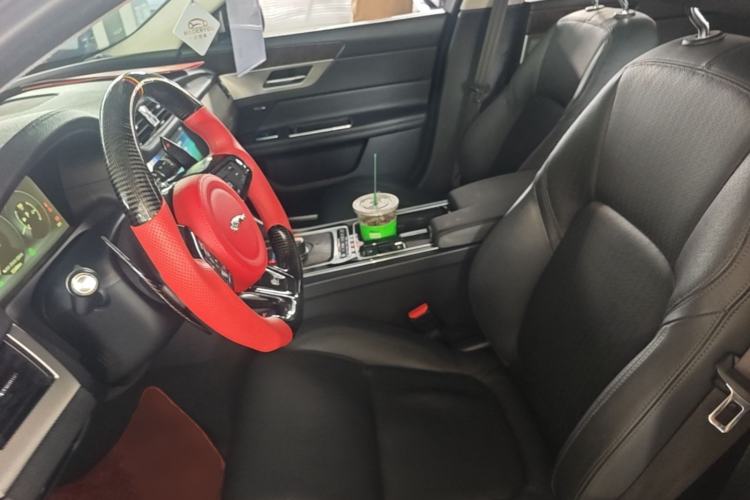Used Jaguar XFL 2018 XFL 2.0T 250 PS Premium Edition Left Front Seat