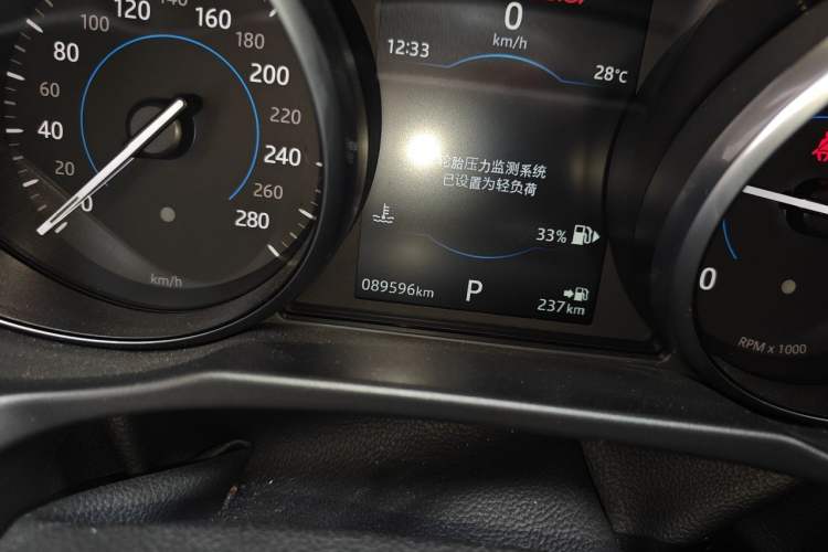 Used Jaguar XFL 2018 XFL 2.0T 200PS Elite Edition Odometer Close Up