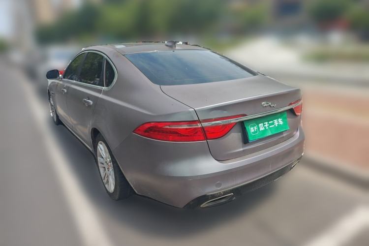 Used Jaguar XFL 2018 XFL 2.0T 250 PS Premium Edition Rear Left 45 Deg
