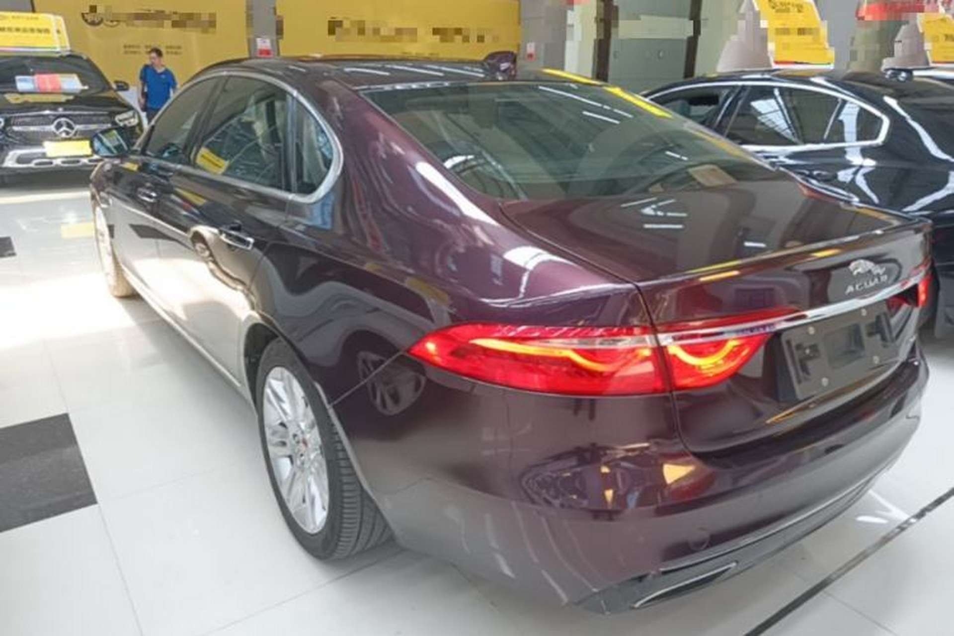 Used Jaguar XFL 2018 XFL 2.0T 250 PS Premium Edition Rear Left 45 Deg