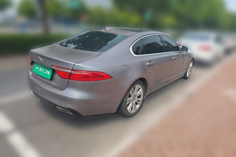 Used Jaguar XFL 2018 XFL 2.0T 250 PS Premium Edition Rear Right 45 Deg