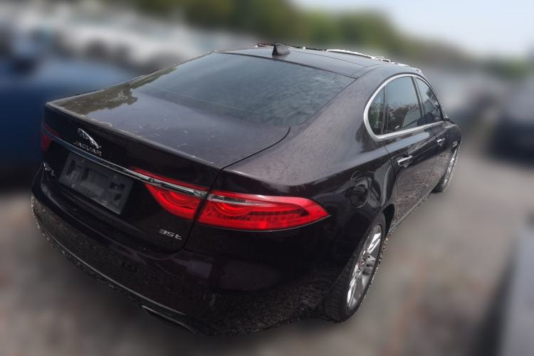 Used Jaguar XFL 2018 XFL 3.0 SC 340 PS Luxury Edition Rear Right 45 Deg