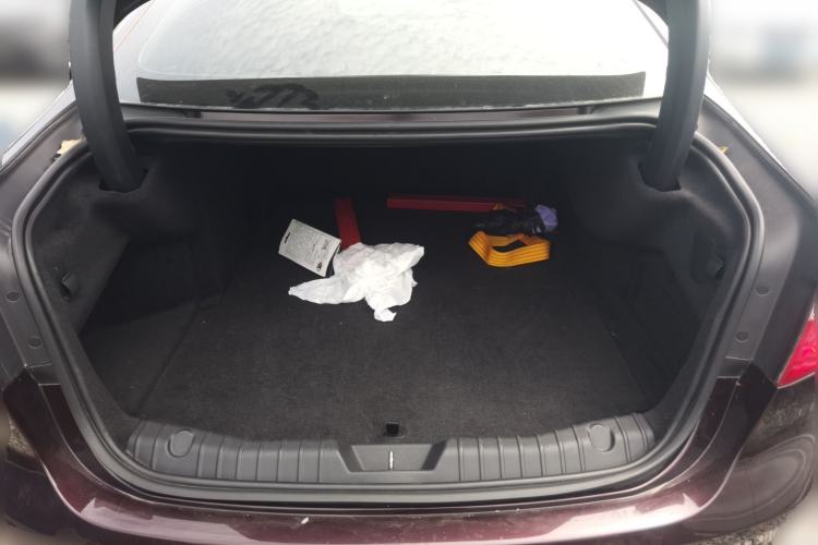 Used Jaguar XFL 2018 XFL 3.0 SC 340 PS Luxury Edition Trunk