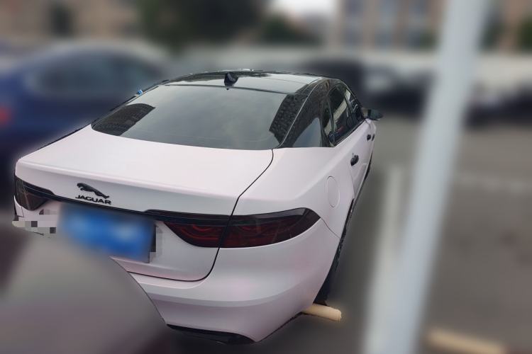 Used Jaguar XFL 2018 XFL 2.0T 250 PS Luxury Edition Rear Right 45 Deg