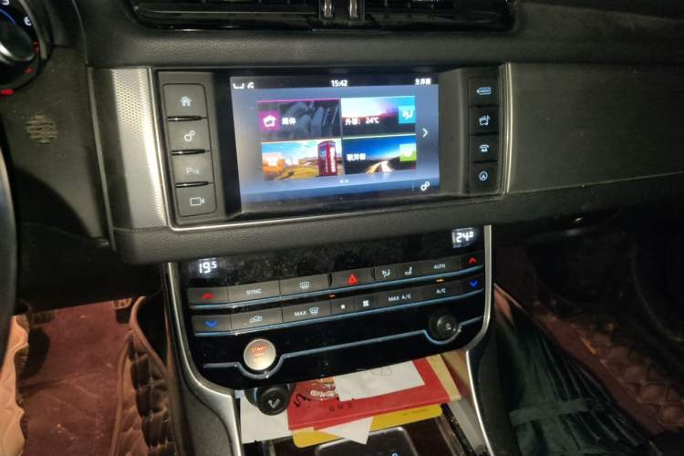 Used Jaguar XFL 2018 XFL 2.0T 200PS Elite Edition Audio And AC Panel