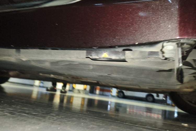 Used Jaguar XFL 2018 XFL 2.0T 250 PS Premium Edition Chassis Rear Left