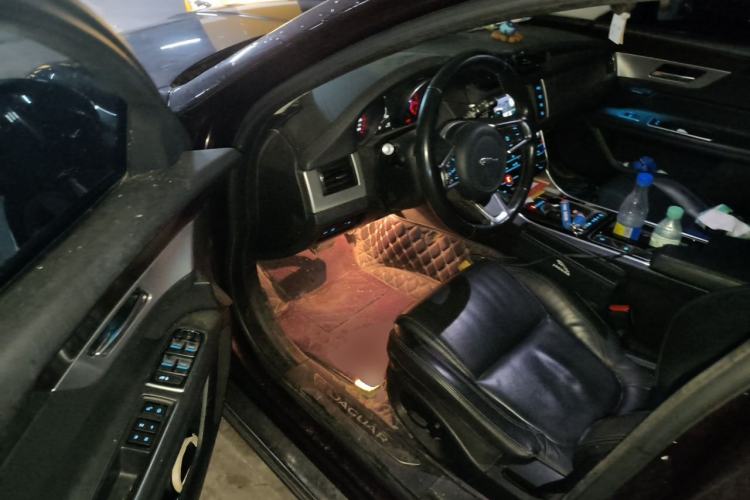 Used Jaguar XFL 2018 XFL 2.0T 200PS Elite Edition Driver Seat