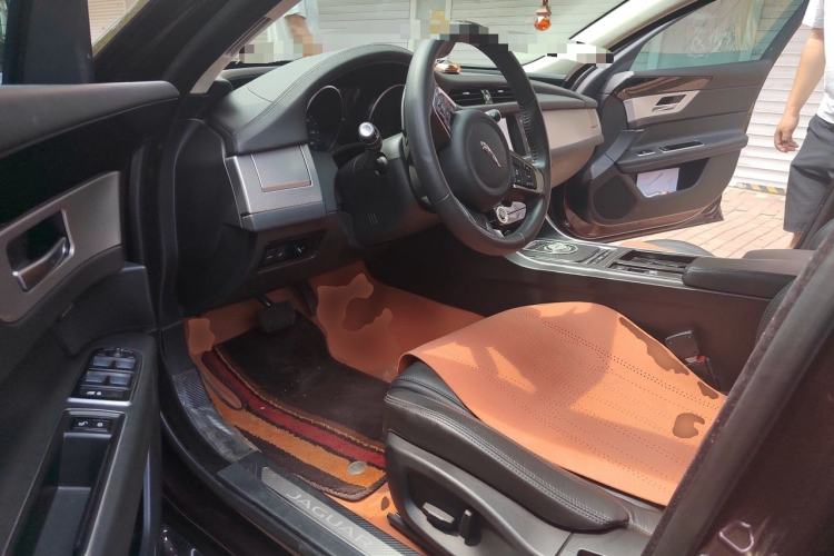 Used Jaguar XFL 2018 XFL 2.0T 200PS Luxury Edition Driver Seat