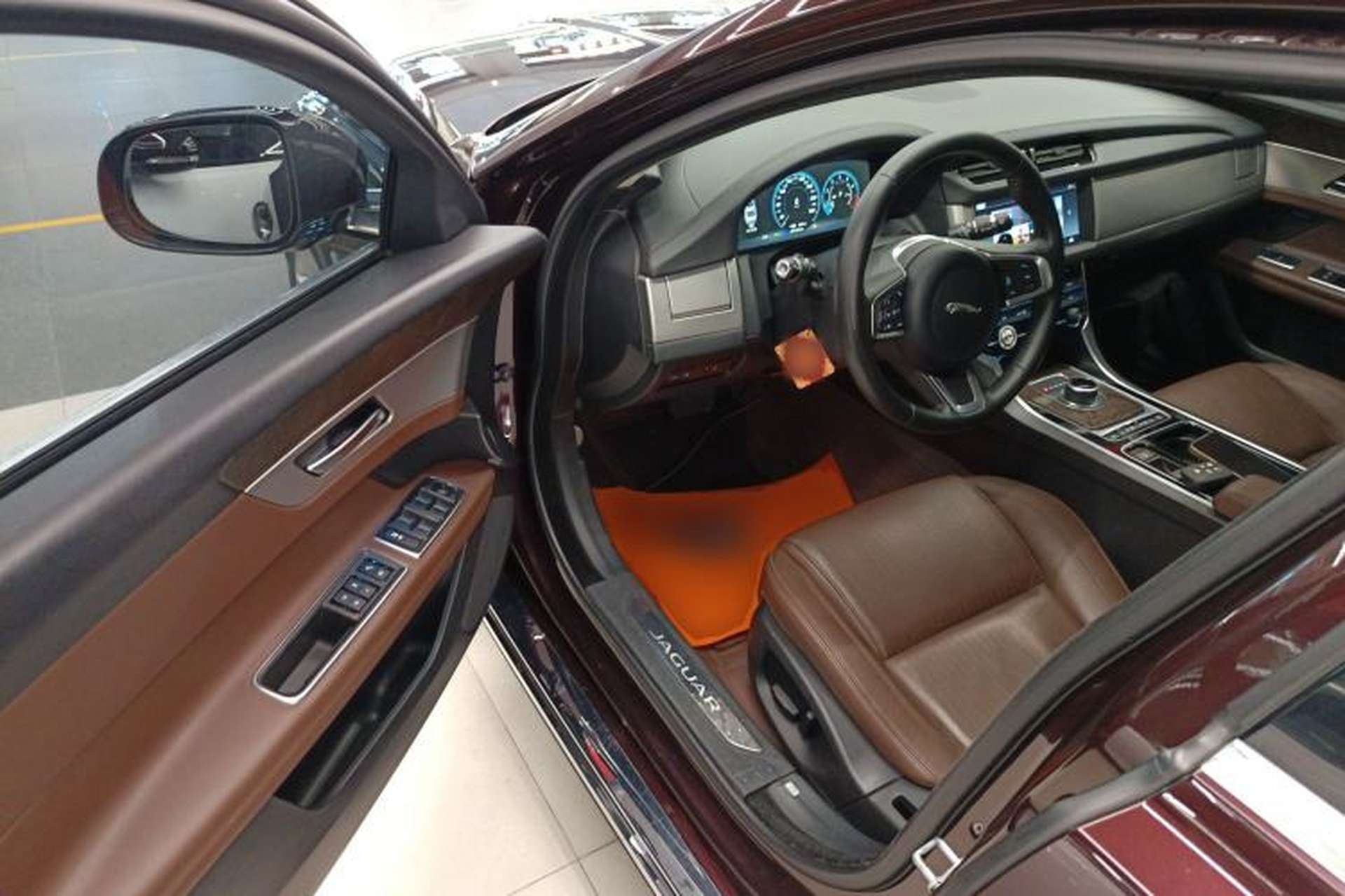 Used Jaguar XFL 2018 XFL 2.0T 250 PS Luxury Edition Driver Seat