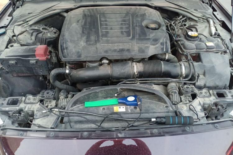 Used Jaguar XFL 2018 XFL 2.0T 250 PS Luxury Edition Engine Bay