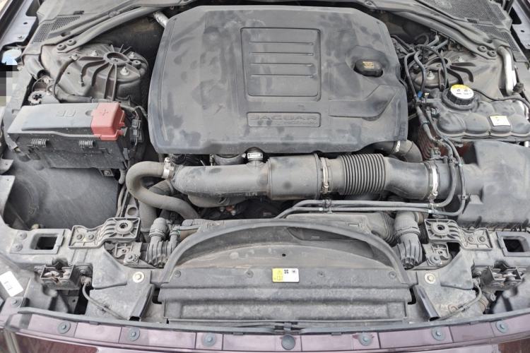 Used Jaguar XFL 2018 XFL 2.0T 250 PS Luxury Edition Engine Bay