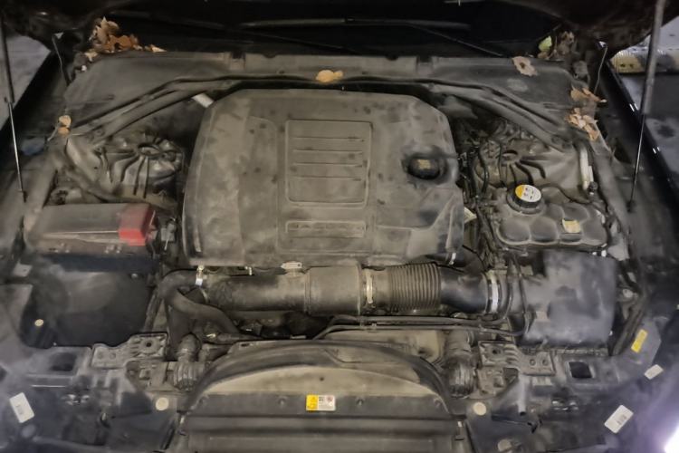 Used Jaguar XFL 2018 XFL 2.0T 200PS Elite Edition Engine Bay