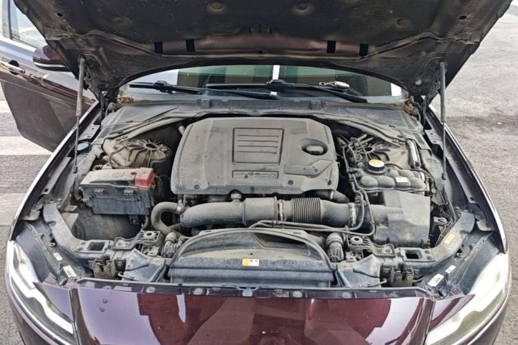 Used Jaguar XFL 2018 XFL 2.0T 250 PS Luxury Edition Engine Bay