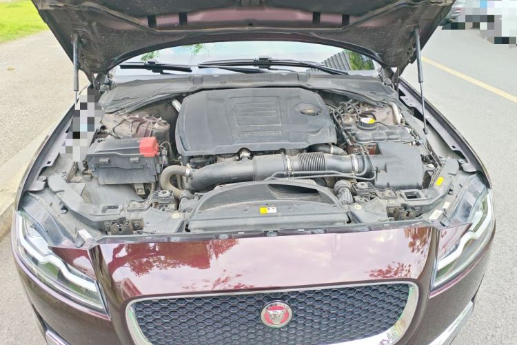 Used Jaguar XFL 2018 XFL 2.0T 250 PS Luxury Edition Engine Bay