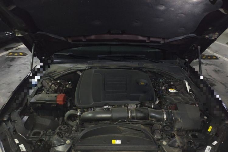 Used Jaguar XFL 2018 XFL 2.0T 250 PS Luxury Edition Engine Bay