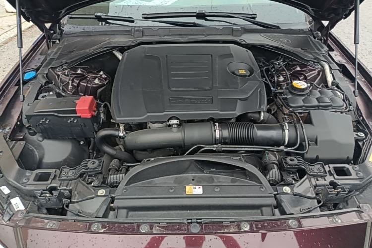 Used Jaguar XFL 2018 XFL 2.0T 250 PS Luxury Edition Engine Bay
