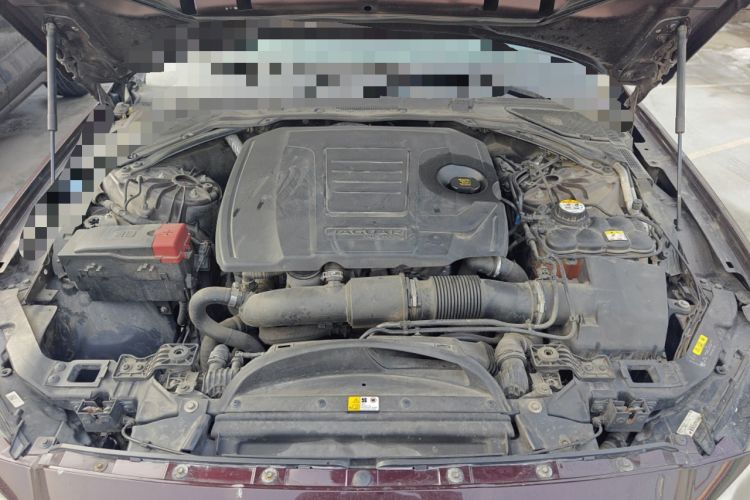 Used Jaguar XFL 2018 XFL 2.0T 250 PS Luxury Edition Engine Bay