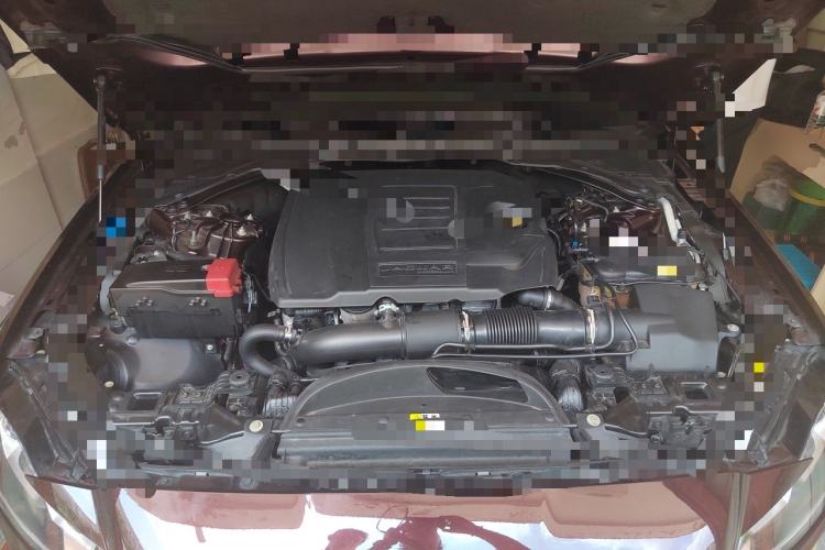 Used Jaguar XFL 2018 XFL 2.0T 200PS Luxury Edition Engine Bay
