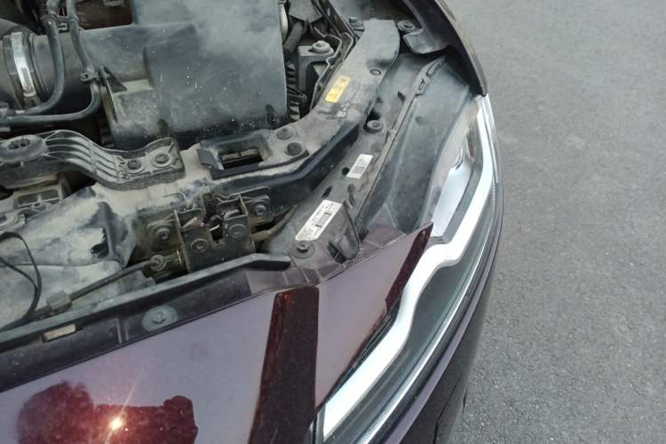 Used Jaguar XFL 2018 XFL 2.0T 250 PS Luxury Edition Engine Bay Left