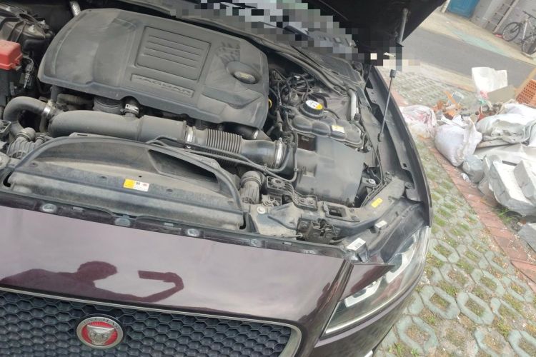 Used Jaguar XFL 2018 XFL 2.0T 200PS Elite Edition Engine Bay Left