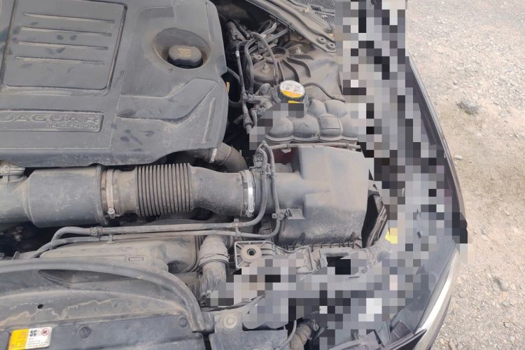 Used Jaguar XFL 2018 XFL 2.0T 250 PS Luxury Edition Engine Bay Left
