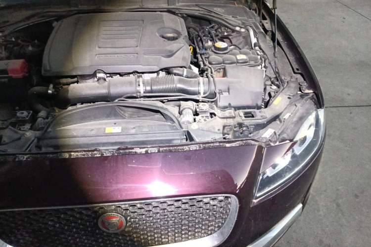 Used Jaguar XFL 2018 XFL 2.0T 200PS Elite Edition Engine Bay Left