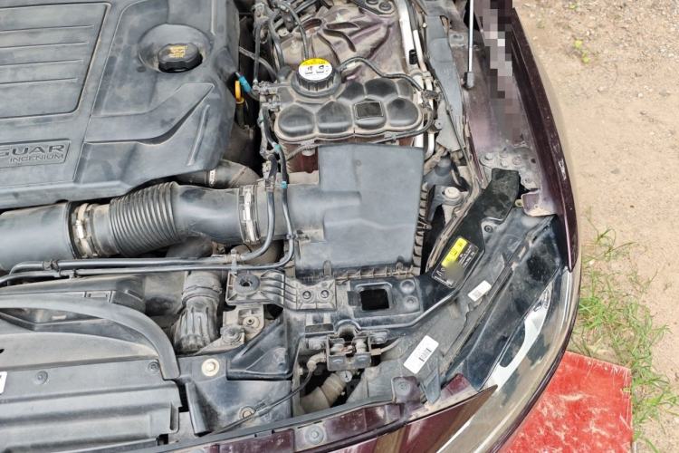 Used Jaguar XFL 2018 XFL 2.0T 200PS Elite Edition Engine Bay Left