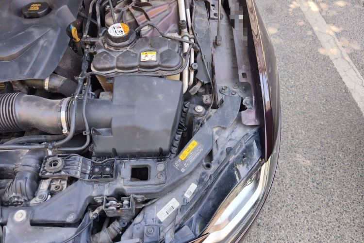 Used Jaguar XFL 2018 XFL 2.0T 250 PS Luxury Edition Engine Bay Left