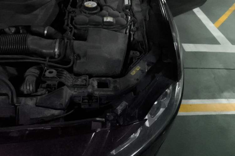 Used Jaguar XFL 2018 XFL 2.0T 200PS Elite Edition Engine Bay Left