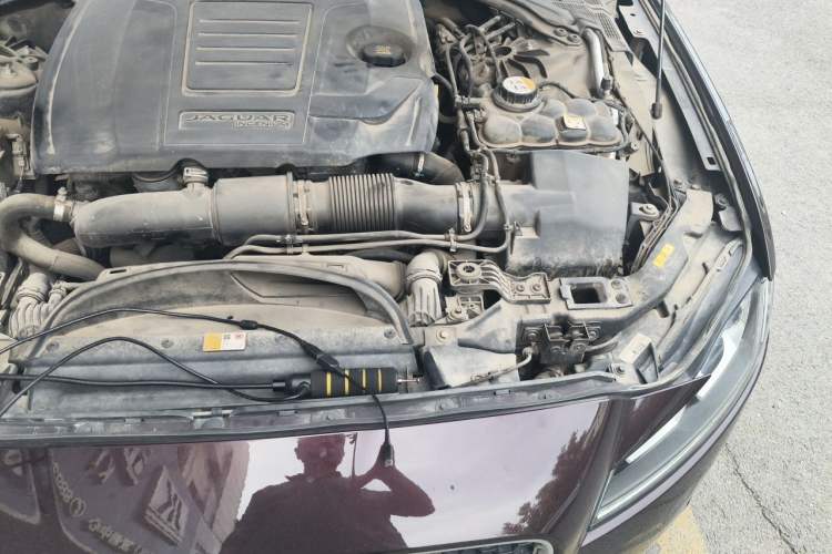 Used Jaguar XFL 2018 XFL 2.0T 200PS Luxury Edition Engine Bay Left